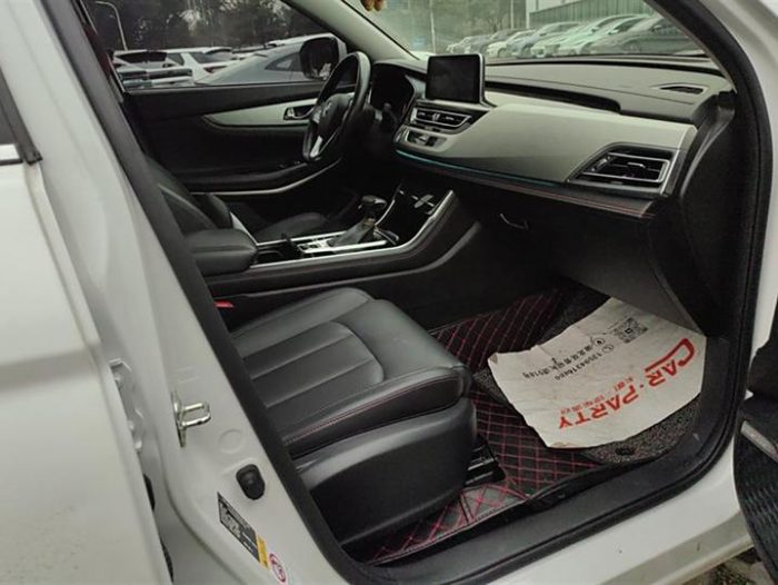 Changan CS75 2020 280T Automatic Intelligent National VI, Апрель 2020 г., пробег 68000 км. (Б/у) Передний — изображение 3