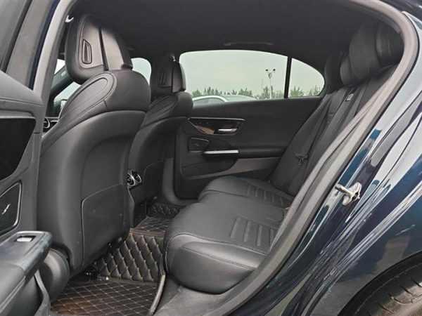 Mercedes-Benz C-Class 2022 C 200 L Sports Edition, Апрель 2022 г., пробег 50000 км. (Б/у) Задний — изображение 2