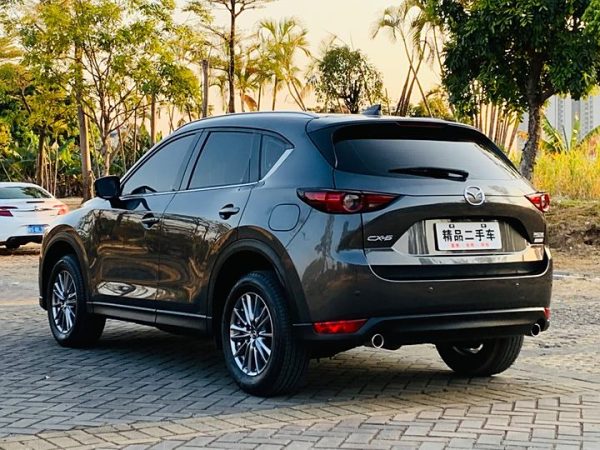 Mazda CX-5 2021 2.0L Automatic 2WD Premium Edition, Июль 2021 г., пробег 70000 км. (Б/у) Передний — изображение 3