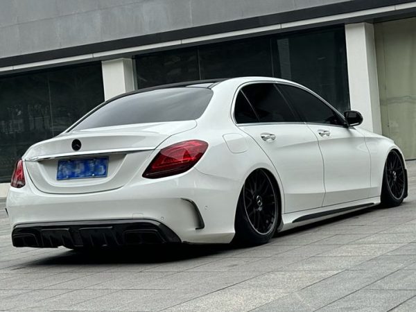 Mercedes-Benz C-Class 2021 C 260 L Sports Edition, Январь 2022 г., пробег 45000 км. (Б/у) Задний — изображение 3