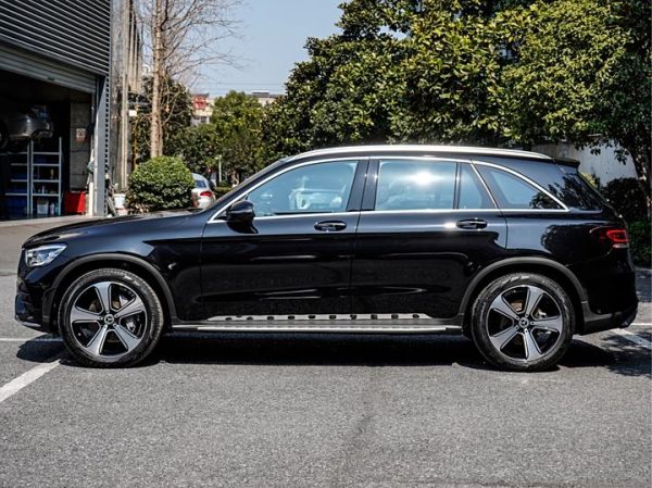 Mercedes-Benz GLC 2022 Model 3 GLC 300 L 4MATIC Luxury, Январь 2023 г., пробег 9000 км. (Б/у) Полный — изображение 3