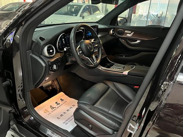 Mercedes-Benz GLC 2022 GLC 300 L 4MATIC Dynamic Edition, Февраль 2022 г., пробег 35000 км. (Б/у) Полный — изображение 3