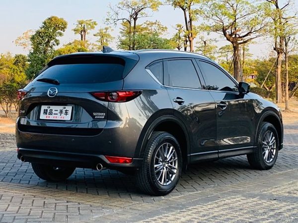 Mazda CX-5 2021 2.0L Automatic 2WD Premium Edition, Июль 2021 г., пробег 70000 км. (Б/у) Передний — изображение 4