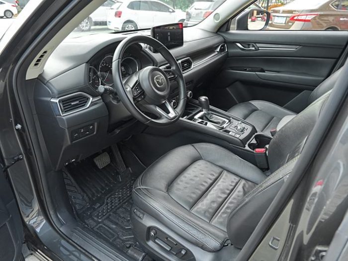 Mazda CX-5 2021 2.0L Automatic 2WD Premium Edition, Май 2021 г., пробег 67000 км. (Б/у) Передний — изображение 4