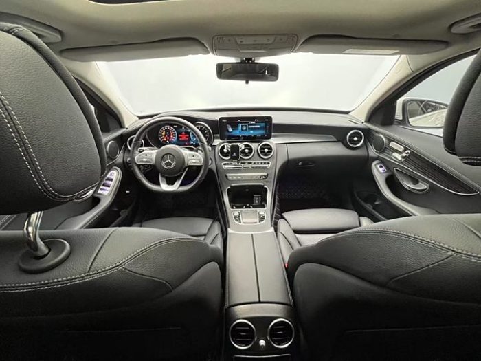 Mercedes-Benz C-Class 2021 C 260 L Sports Edition, Январь 2022 г., пробег 63000 км. (Б/у) Задний — изображение 4