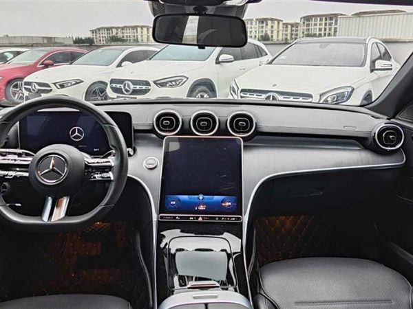 Mercedes-Benz C-Class 2022 C 200 L Sports Edition, Апрель 2022 г., пробег 50000 км. (Б/у) Задний — изображение 4