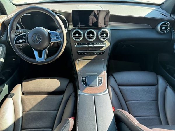 Mercedes-Benz GLC 2022 GLC 300 L 4MATIC Dynamic Edition, Январь 2022 г., пробег 39000 км. (Б/у) Полный — изображение 4