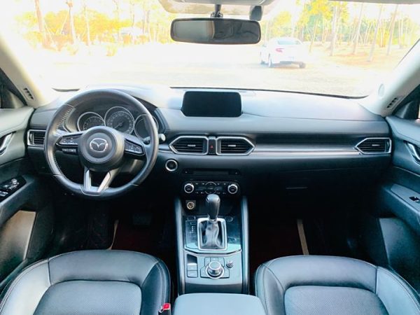 Mazda CX-5 2021 2.0L Automatic 2WD Premium Edition, Июль 2021 г., пробег 70000 км. (Б/у) Передний — изображение 6