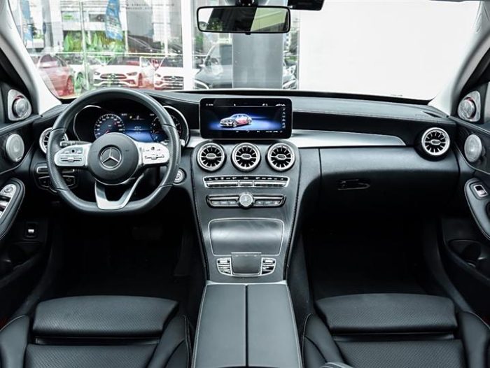 Mercedes-Benz C-Class 2021 C 200 L Fashion Sports Edition, Апрель 2021 г., пробег 27900 км. (Б/у) Задний — изображение 6