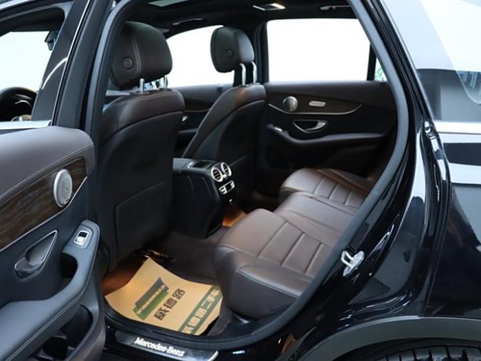 Mercedes-Benz GLC 2022 GLC 260 L 4MATIC Luxury Edition, Апрель 2022 г., пробег 44000 км. (Б/у) Полный — изображение 6