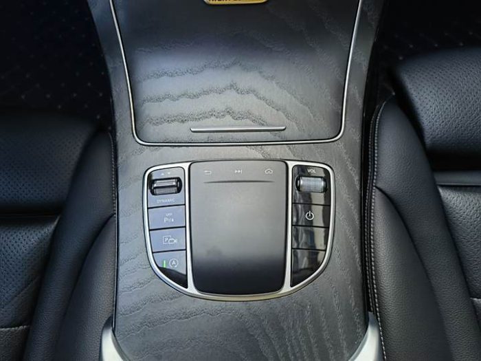 Mercedes-Benz C-Class 2021 C 260 L Sport Star Collection Edition, Апрель 2021 г., пробег 60800 км. (Б/у) Задний — изображение 8