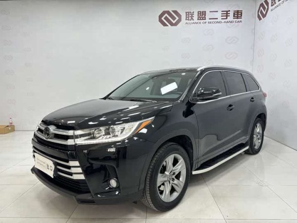 Highlander 2021 2.0T 4WD Luxury Edition 7 Seaters,Май 2021 г., пробег 57000 км. (Б/у) Полный