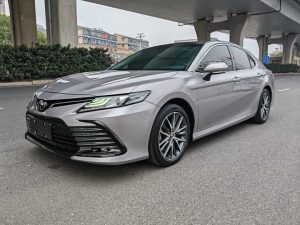Camry 2021 2.5Q Flagship Edition, Март 2022 г., пробег 30000 км. (Б/у) Передний