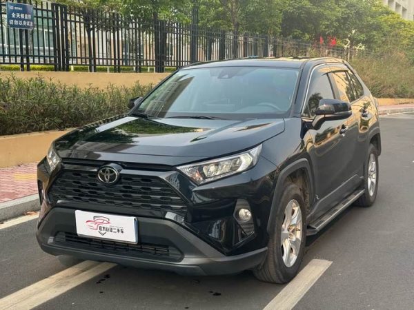 RAV4 Rongfang 2021 2.0L CVT 2WD Urban Edition, Июль 2021 г., пробег 59000 км. (Б/у) Передний