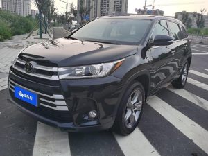 Highlander 2021 2.0T 4WD Luxury Edition 7 Seaters, Ноябрь 2021 г., пробег 35200 км. (Б/у) Полный