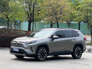 RAV4 Rongfang 2021 2.0L CVT 2WD Premium Edition, Июнь 2021 г., пробег 62000 км. (Б/у) Передний