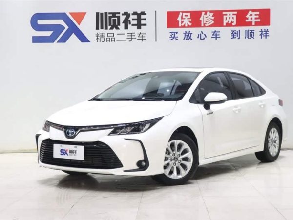 Corolla 2021 Hybrid 1.8L E-CVT Elite Edition, Январь 2022 г., пробег 44000 км. (Б/у) Передний