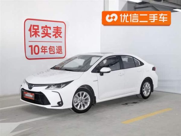 Corolla 2021 Hybrid 1.8L E-CVT Elite Edition, Октябрь 2021 г., пробег 38000 км. (Б/у) Передний