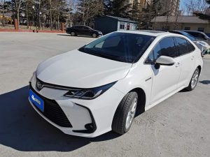Corolla 2021 Hybrid 1.8L E-CVT Elite Edition, Февраль 2022 г., пробег 20700 км. (Б/у) Передний