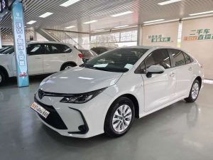2021 Corolla Hybrid 1.8L E-CVT Pioneer Edition, Декабрь 2022 г., пробег 44000 км. (Б/у) Передний