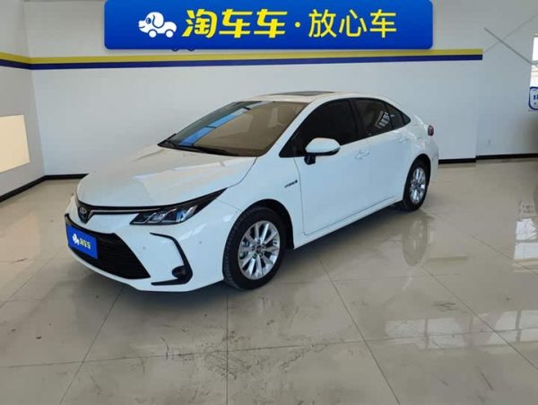 Corolla 2021 Hybrid 1.8L E-CVT Elite Edition, Август 2021 г., пробег 8800 км. (Б/у) Передний