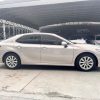 Camry 2019 facelift 2.0G luxury version, Август 2020 г., пробег 52000 км. (Б/у) Передний — изображение 2