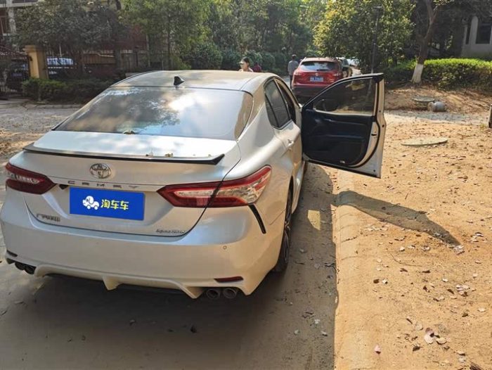 Camry 2021 2.5S Fengshang Edition, Январь 2022 г., пробег 31800 км. (Б/у) Передний — изображение 2