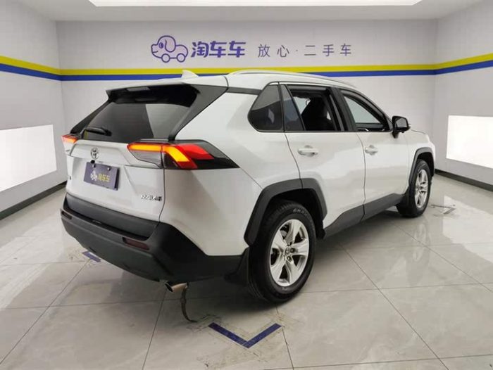 RAV4 Rongfang 2022 2.0L CVT 2WD Urban Edition, Декабрь 2022 г., пробег 38700 км. (Б/у) Передний — изображение 2