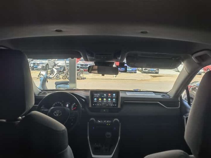RAV4 Rongfang 2022 2.0L CVT 2WD Urban Edition, Апрель 2022 г., пробег 33000 км. (Б/у) Передний — изображение 2