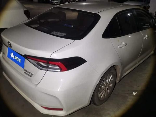 2021 Corolla Hybrid 1.8L E-CVT Pioneer Edition, Июль 2021 г., пробег 20800 км. (Б/у) Передний — изображение 2
