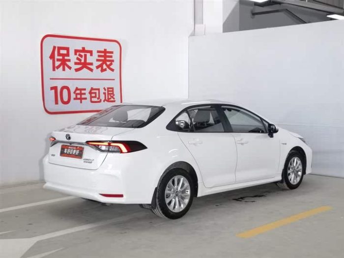 Corolla 2021 Hybrid 1.8L E-CVT Elite Edition, Октябрь 2021 г., пробег 38000 км. (Б/у) Передний — изображение 2