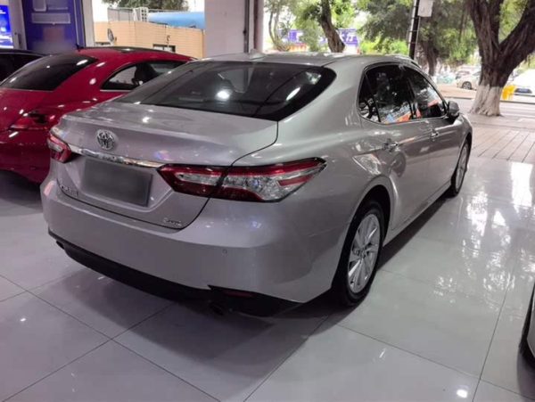Camry 2021 2.0G Luxury Edition, Май 2021 г., пробег 47500 км. (Б/у) Передний — изображение 3