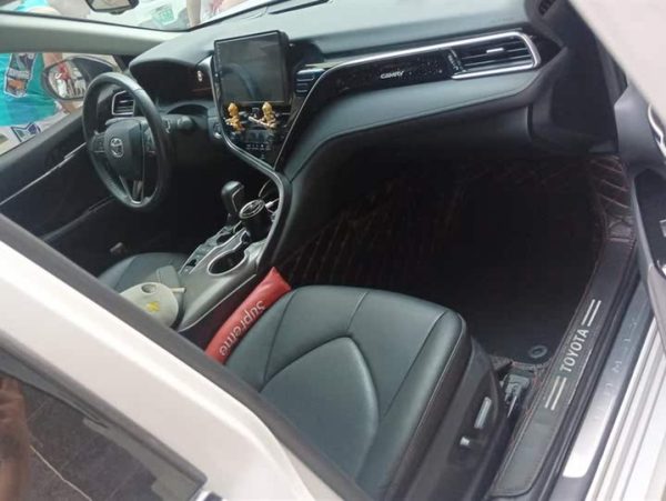 Camry 2021 2.5S Fengshang Edition, Январь 2022 г., пробег 31600 км. (Б/у) Передний — изображение 3