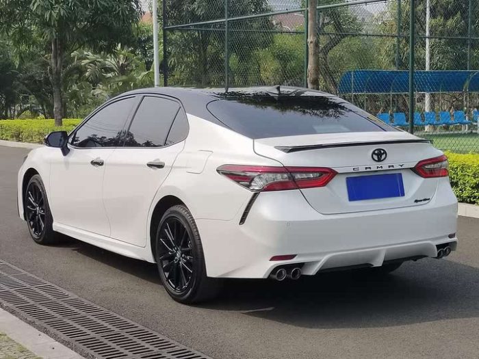 Camry 2022 2.5S Cavalier Edition, Апрель 2023 г., пробег 27000 км. (Б/у) Передний — изображение 3