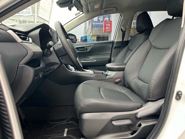 RAV4 Rongfang 2022 2.0L CVT 2WD Urban Edition, Сентябрь 2022 г., пробег 37000 км. (Б/у) Передний — изображение 3