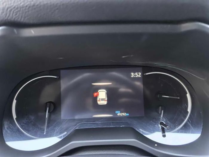 RAV4 Rongfang 2021 2.0L CVT 2WD Fashion Edition, Июнь 2021 г., пробег 49200 км. (Б/у) Передний — изображение 3
