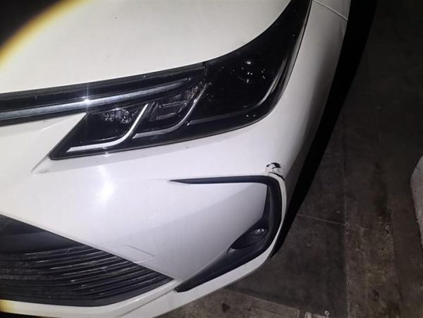 2021 Corolla Hybrid 1.8L E-CVT Pioneer Edition, Июль 2021 г., пробег 20800 км. (Б/у) Передний — изображение 3