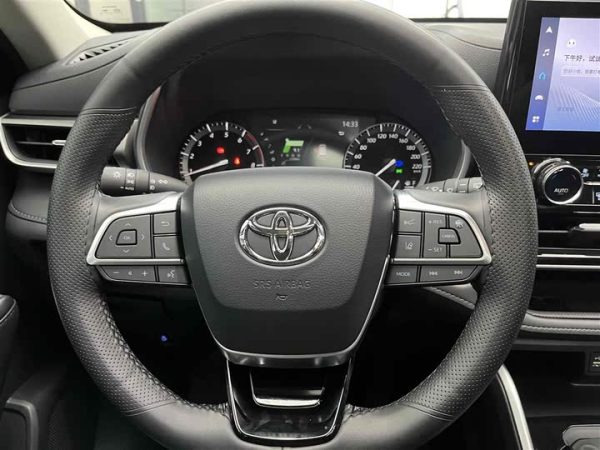 Highlander 2022 380T 4WD Premium Edition 7 Seaters, Сентябрь 2022 г., пробег 8000 км. (Б/у) Полный — изображение 3