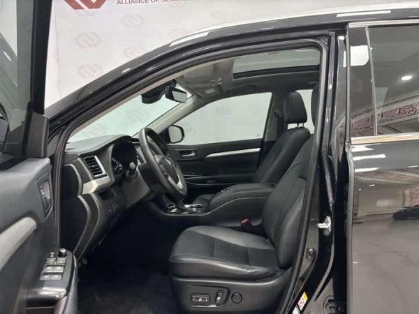 Highlander 2021 2.0T 4WD Luxury Edition 7 Seaters,Май 2021 г., пробег 57000 км. (Б/у) Полный — изображение 4