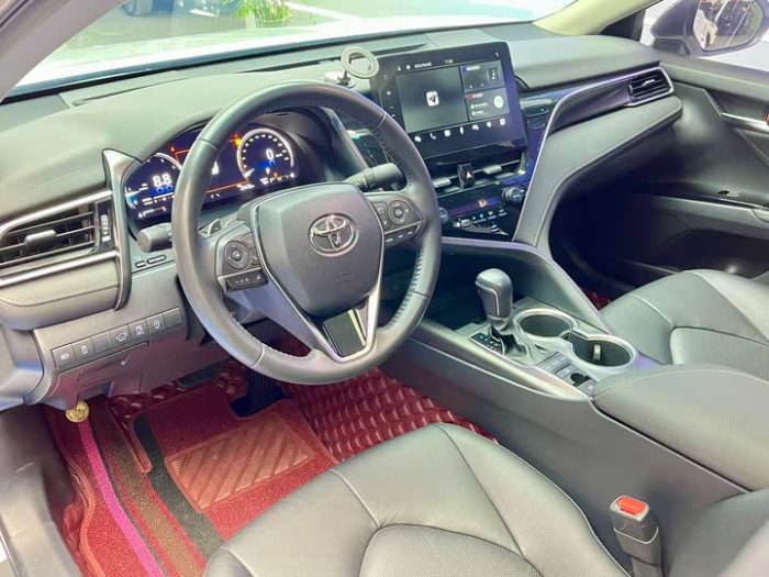 Camry 2021 2.5S Fengshang Edition, Сентябрь 2021 г., пробег 21000 км. (Б/у) Передний — изображение 4