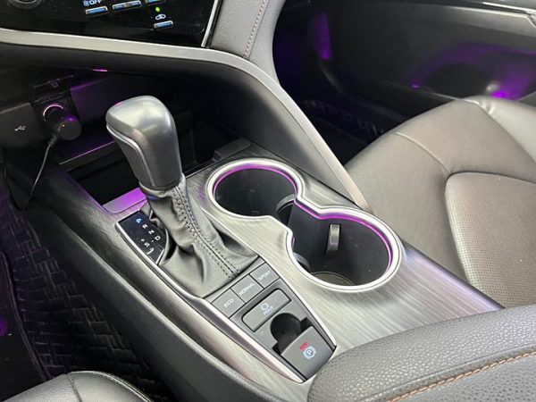 Camry 2021 2.5G Luxury Edition, Ноябрь 2022 г., пробег 37000 км. (Б/у) Передний — изображение 4