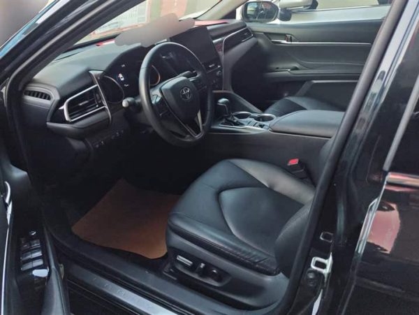 Camry 2021 2.0G Luxury Edition, Июнь 2022 г., пробег 72800 км. (Б/у) Передний — изображение 4