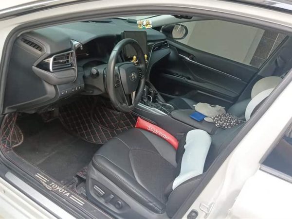 Camry 2021 2.5S Fengshang Edition, Январь 2022 г., пробег 31600 км. (Б/у) Передний — изображение 4