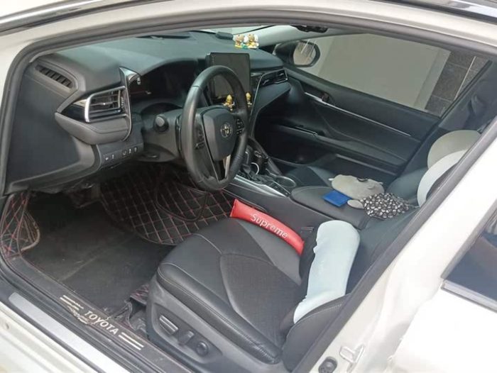 Camry 2021 2.5S Fengshang Edition, Январь 2022 г., пробег 31600 км. (Б/у) Передний — изображение 4