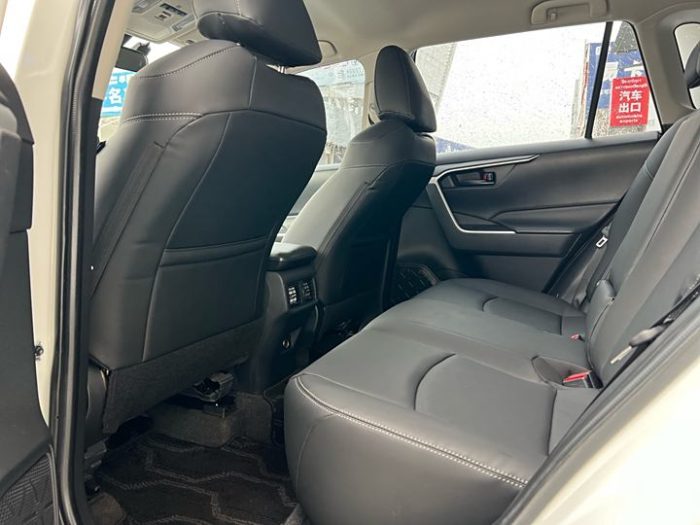 RAV4 Rongfang 2022 2.0L CVT 2WD Urban Edition, Сентябрь 2022 г., пробег 37000 км. (Б/у) Передний — изображение 4
