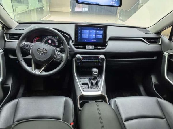 RAV4 Rongfang 2022 2.0L CVT 2WD Fashion Plus Edition, Август 2022 г., пробег 20000 км. (Б/у) Передний — изображение 4