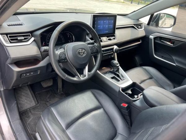 RAV4 Rongfang 2021 2.0L CVT 2WD Premium Edition, Июнь 2021 г., пробег 62000 км. (Б/у) Передний — изображение 4