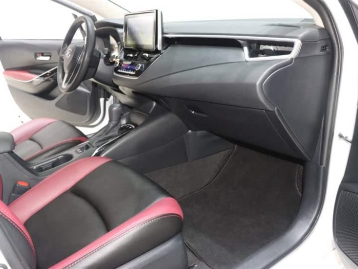 Corolla 2021 Hybrid 1.8L E-CVT Elite Edition, Январь 2022 г., пробег 44000 км. (Б/у) Передний — изображение 4
