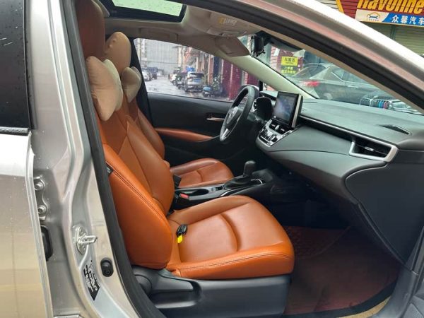 Corolla 2019 1.2T S-CVT GL-i Luxury Edition, Июль 2020 г., пробег 70000 км. (Б/у) Передний — изображение 4