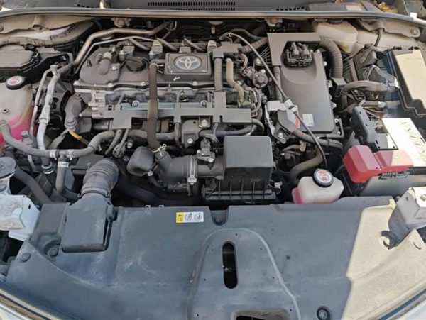 Corolla 2021 Hybrid 1.8L E-CVT Elite Edition, Февраль 2022 г., пробег 20700 км. (Б/у) Передний — изображение 4
